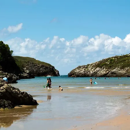 Y El Camin 3* Poo De Llanes