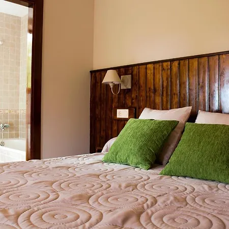 Y El Camin 3* Poo De Llanes