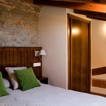 Y El Camin Hotel