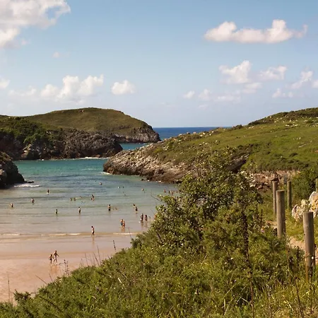 Y El Camin Poo De Llanes